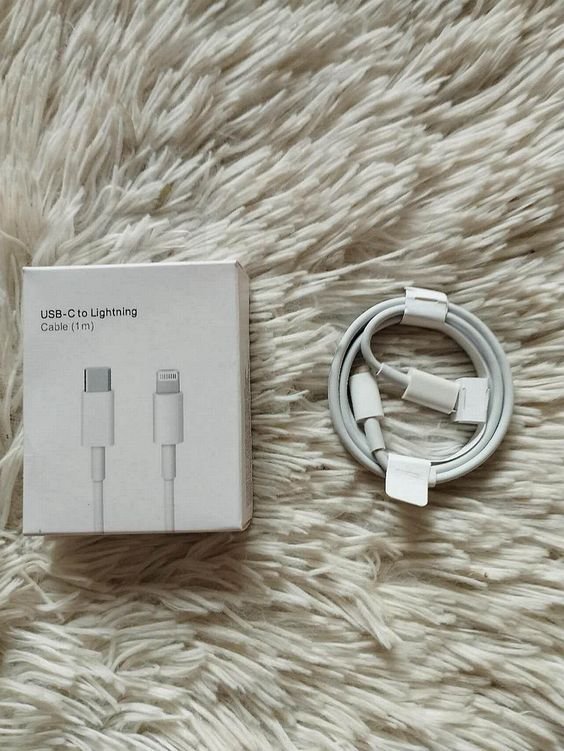 Cable USB-C to Lightning